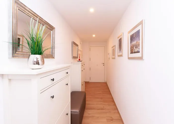 Center Parking Apartment